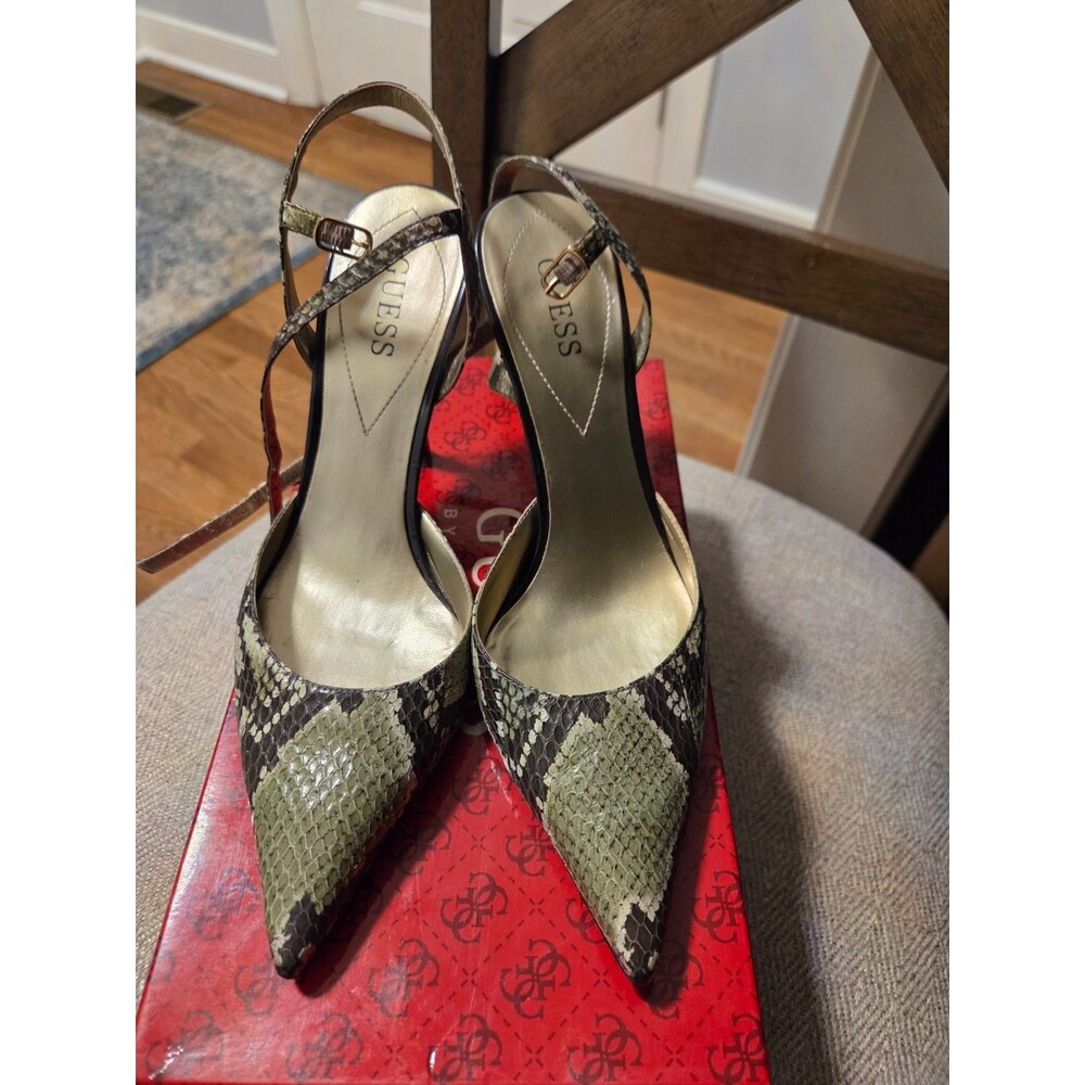 Guess Joana green and black snakeskin stiletto heels size 6.5